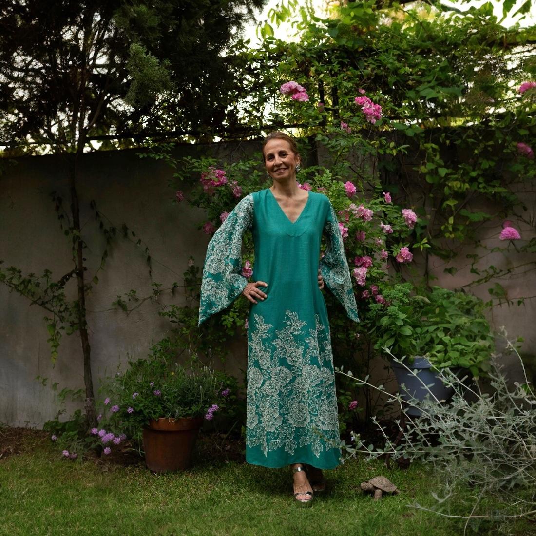 Caftán AMIRA Lino Verde bordado